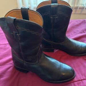 Ariat Heritage Roper boots